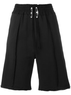 Pace shorts Damir Doma