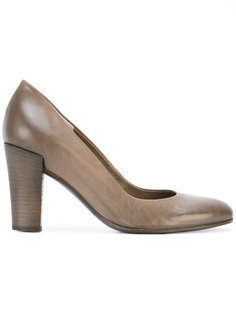 chunky heel pumps  Roberto Del Carlo