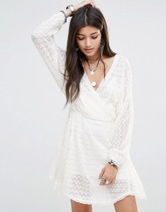 Платье с запахом Free People Snug Bug - Белый