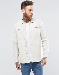 Рубашка навыпуск в стиле милитари с нашивкой ASOS - Stone
