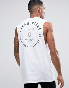Длинная футболка без рукавов с заниженными проймами и принтом Ocean Vibes ASOS - Белый