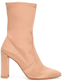 Clinger boots Stuart Weitzman
