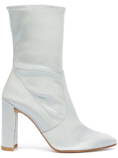 Clinger boots Stuart Weitzman