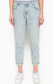 Голубые джинсы бойфренд Mustang