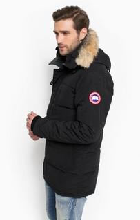 Пуховик с отделкой натуральным мехом Canada Goose