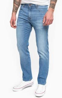 Синие джинсы прямого кроя Wrangler