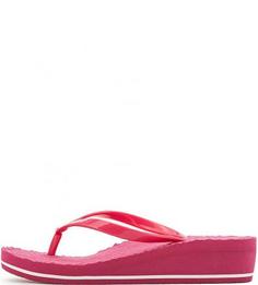 Сланцы на танкетке цвета фуксии Tommy Hilfiger