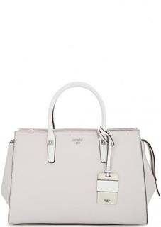 Вместительная сумка с широким плечевым ремнем Guess