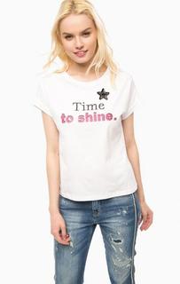 Хлопковая футболка с дополнительным значком Kocca