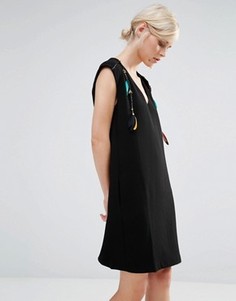 Цельнокройное платье с отделкой перьями и бисером See U Soon - Черный