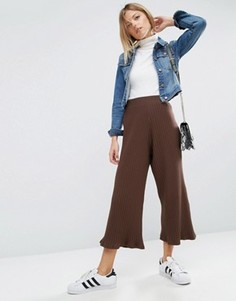 Широкие укороченные брюки в рубчик ASOS - Коричневый