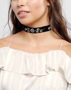 Ожерелье-чокер с цветочной вышивкой ASOS - Черный