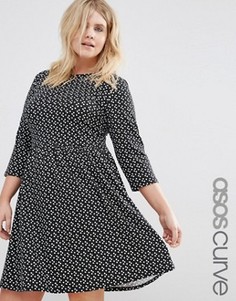 Короткое приталенное платье в горошек с рукавами 3/4 ASOS CURVE - Черный