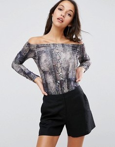 Топ с принтом под кожу змеи ASOS - Мульти