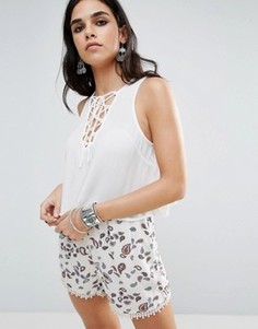 Топ на шнуровке спереди Glamorous - Белый