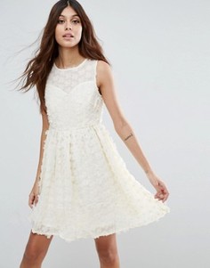 Короткое приталенное платье с цветочным принтом Zibi London 3D - Кремовый