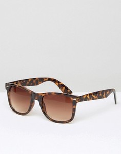 Квадратные солнцезащитные очки в коричневой оправе D-Struct - Коричневый