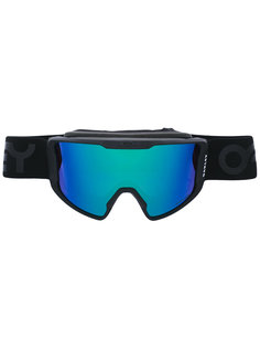 объемные солнцезащитные очки Oakley