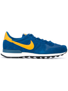 кроссовки Internationalist  Nike