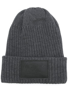 signature patch beanie Yohji Yamamoto