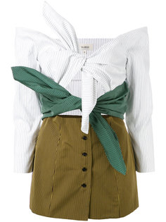knotted off the shoulder shirt Isa Arfen