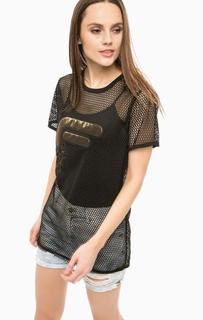 Черная футболка с нашивкой Fornarina