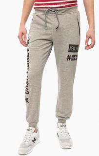 Серые трикотажные брюки с принтом Alcott