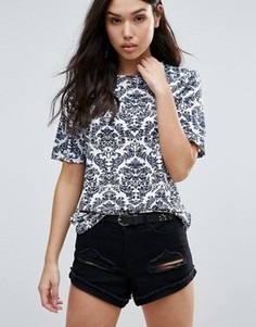 Топ с короткими рукавами и цветочным принтом Glamorous - Синий