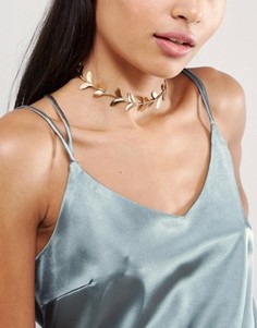Ожерелье-чокер с лепестками ASOS Vine - Золотой