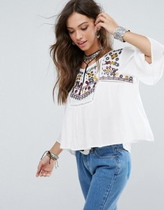 Свободный топ с отделкой Glamorous - Кремовый