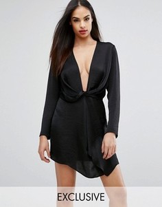 Платье мини с глубоким вырезом Club L - Черный