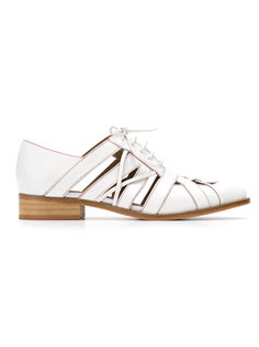 leather pumps Manolita