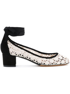 Minnie Daisy pumps Tabitha Simmons