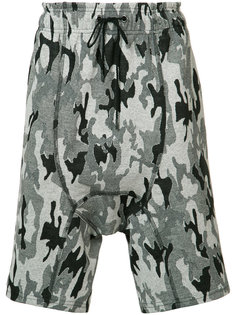 camouflage shorts Tom Rebl