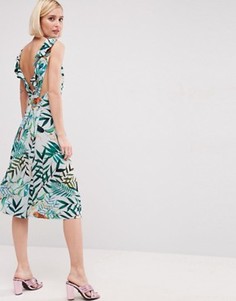 Платье миди с рюшами на спине и тропическим принтом ASOS - Мульти