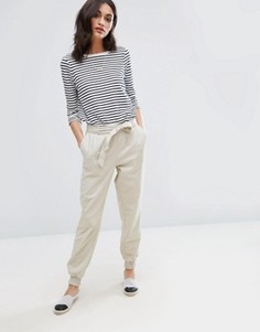 Мягкие джоггеры с поясом Vero Moda - Бежевый