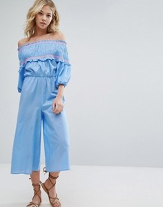 Комбинезон с открытыми плечами, сборками и вышивкой ASOS - Мульти