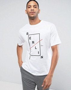 Свободная футболка с принтом Berlin ASOS - Белый