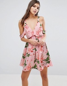 Свободное платье с открытыми плечами и цветочным принтом ASOS - Розовый