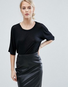 Укороченная футболка Storm & Marie Tonja - Черный