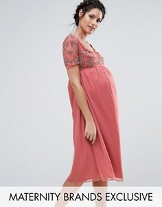 Платье с V-образным вырезом и отделкой на лифе Maya Maternity - Розовый