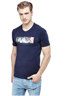 Футболка GUESS