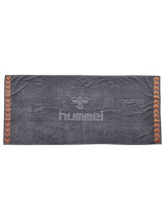 Полотенца банные HUMMEL