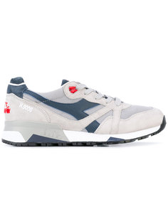 кроссовки с контрастными панелями Diadora