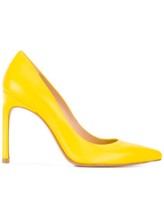 туфли с заостренным носком Stuart Weitzman
