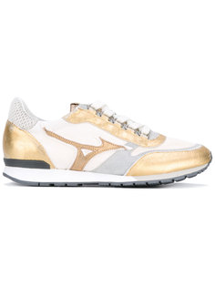 кроссовки Naos Mizuno
