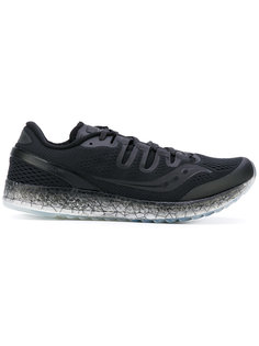 кроссовки с контрастной подошвой  Saucony