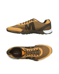 Низкие кеды и кроссовки Merrell