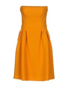 Короткое платье Hanita