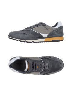Низкие кеды и кроссовки Geox